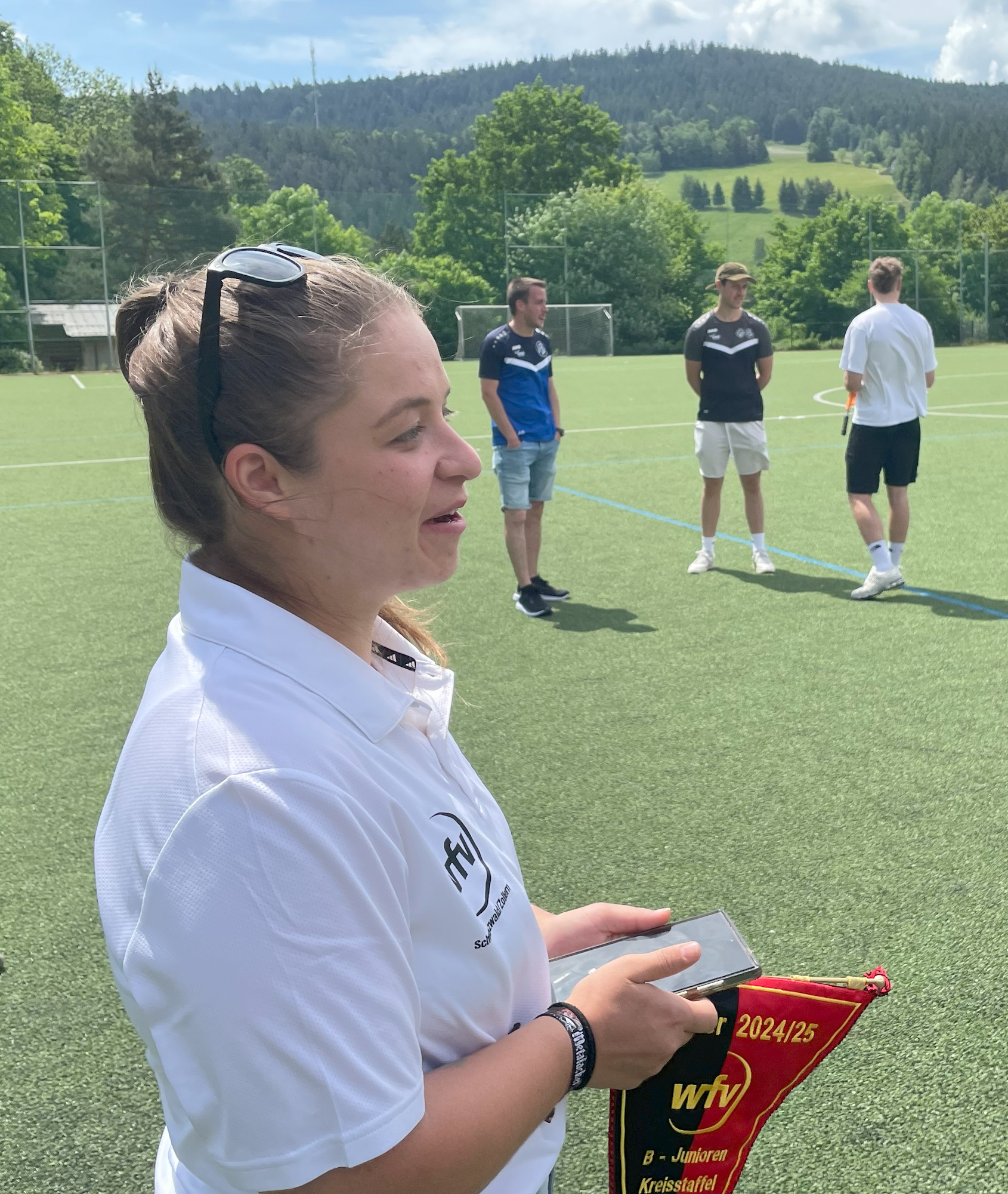 Lena Aberle gratueliert seitens des WFV zur Meisterschaft